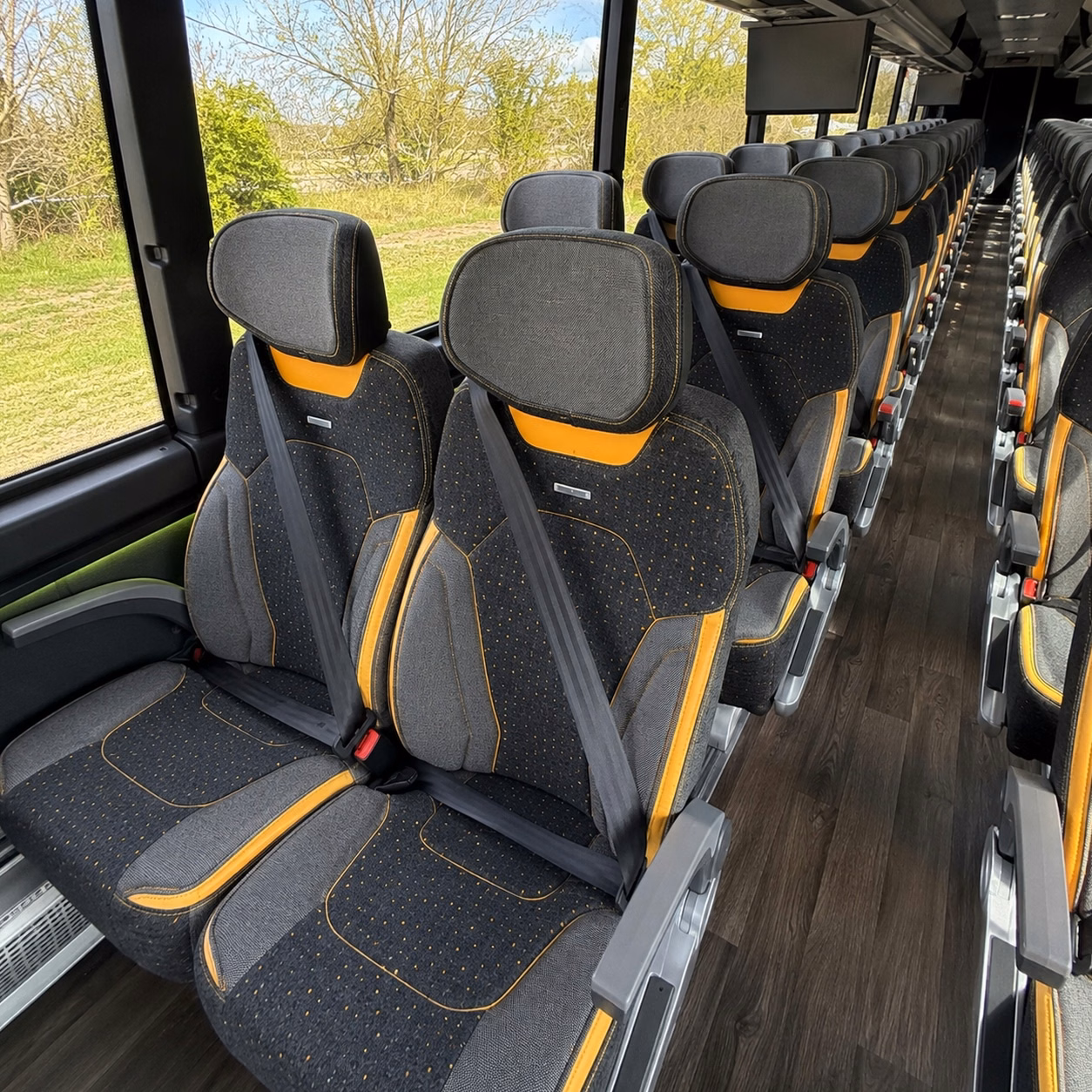 compare durham bus rentals from a network of companies in minutes